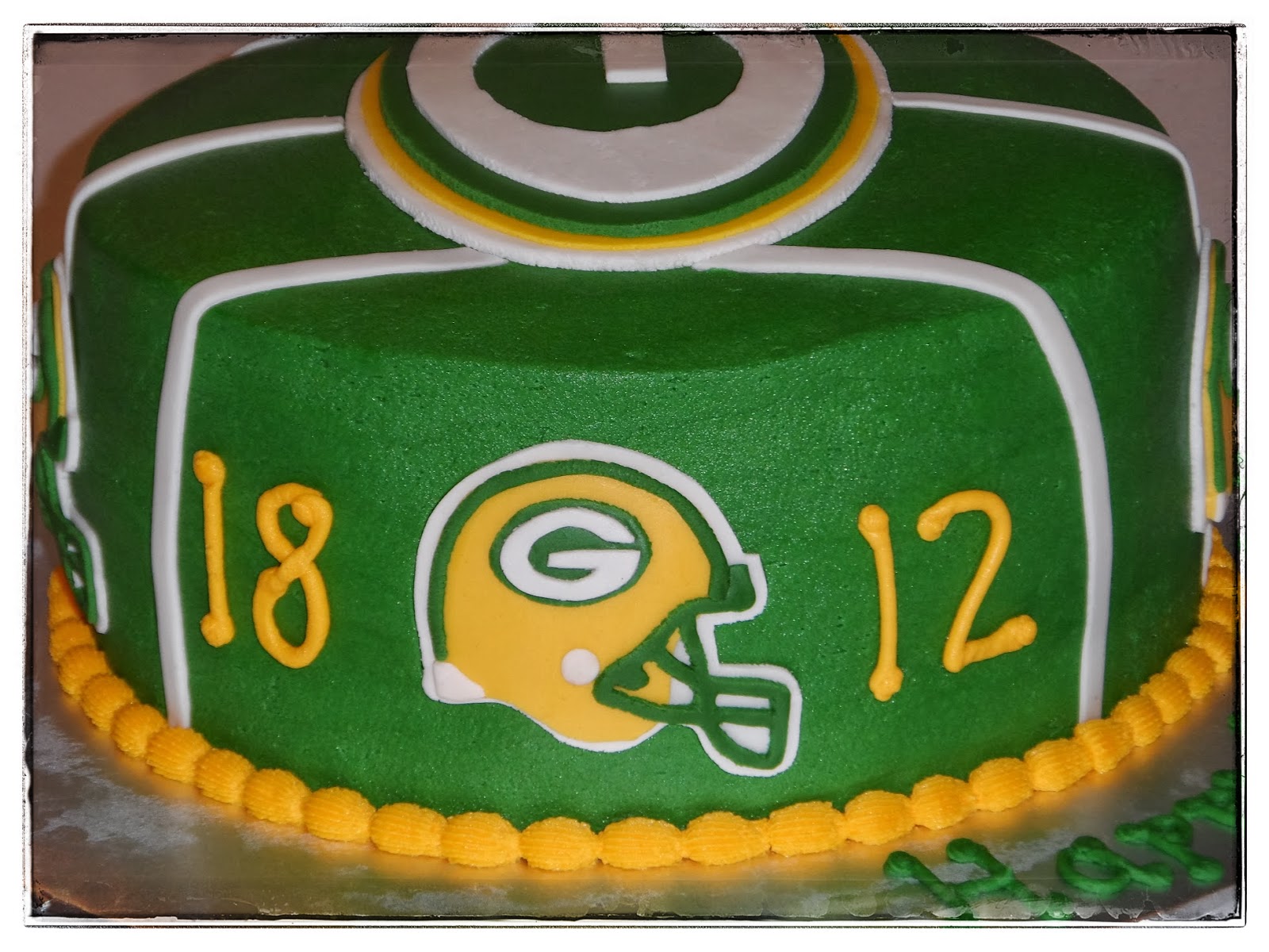 AJ's Cakes Green Bay Packer Cake