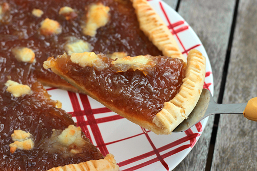 Tarta De Cebolla Caramelizada Y Queso De Cabra
