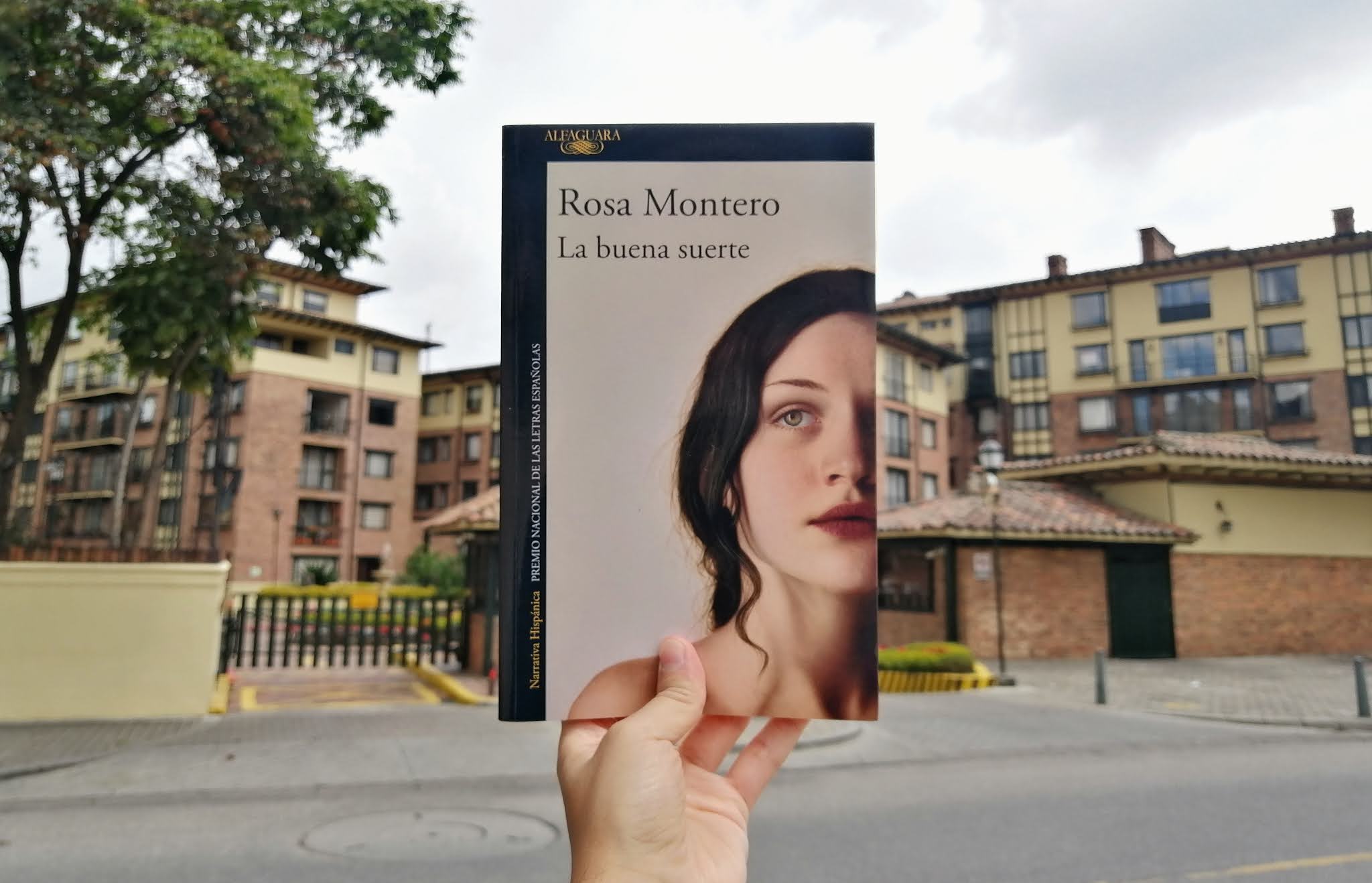 La buena suerte, de Rosa Montero - Estandarte
