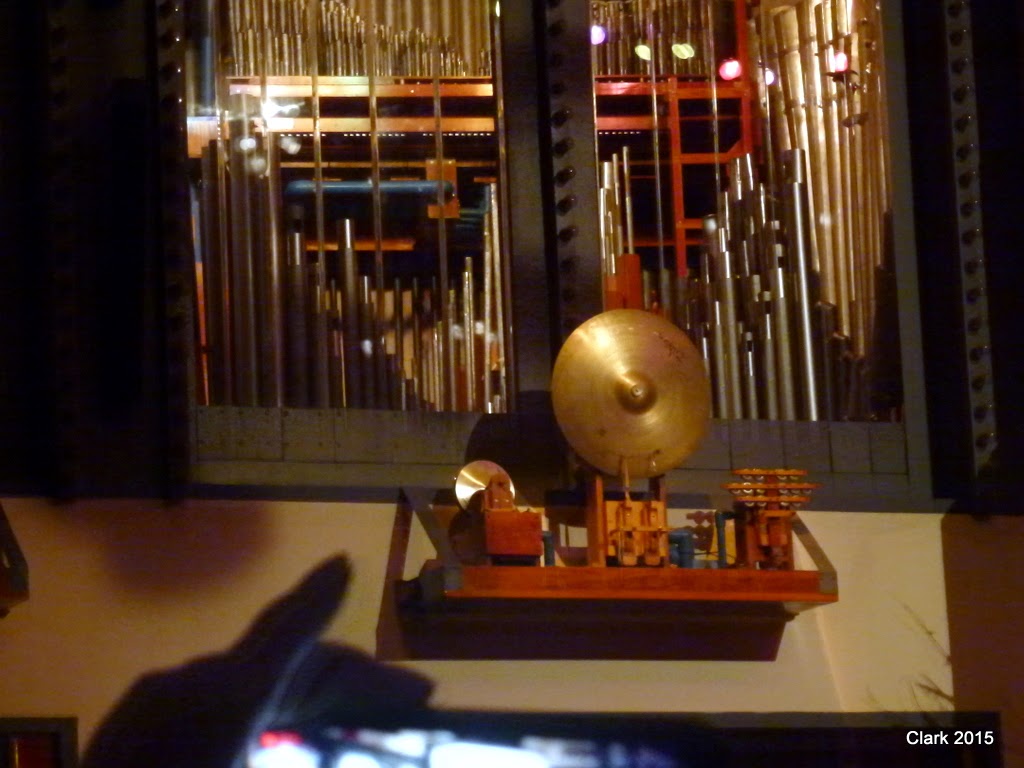 Road Runner Organ Stop Pizza Mesa, AZ