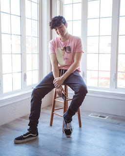 leviunderhill 20191001 0006 leviunderhill 20191001 0006