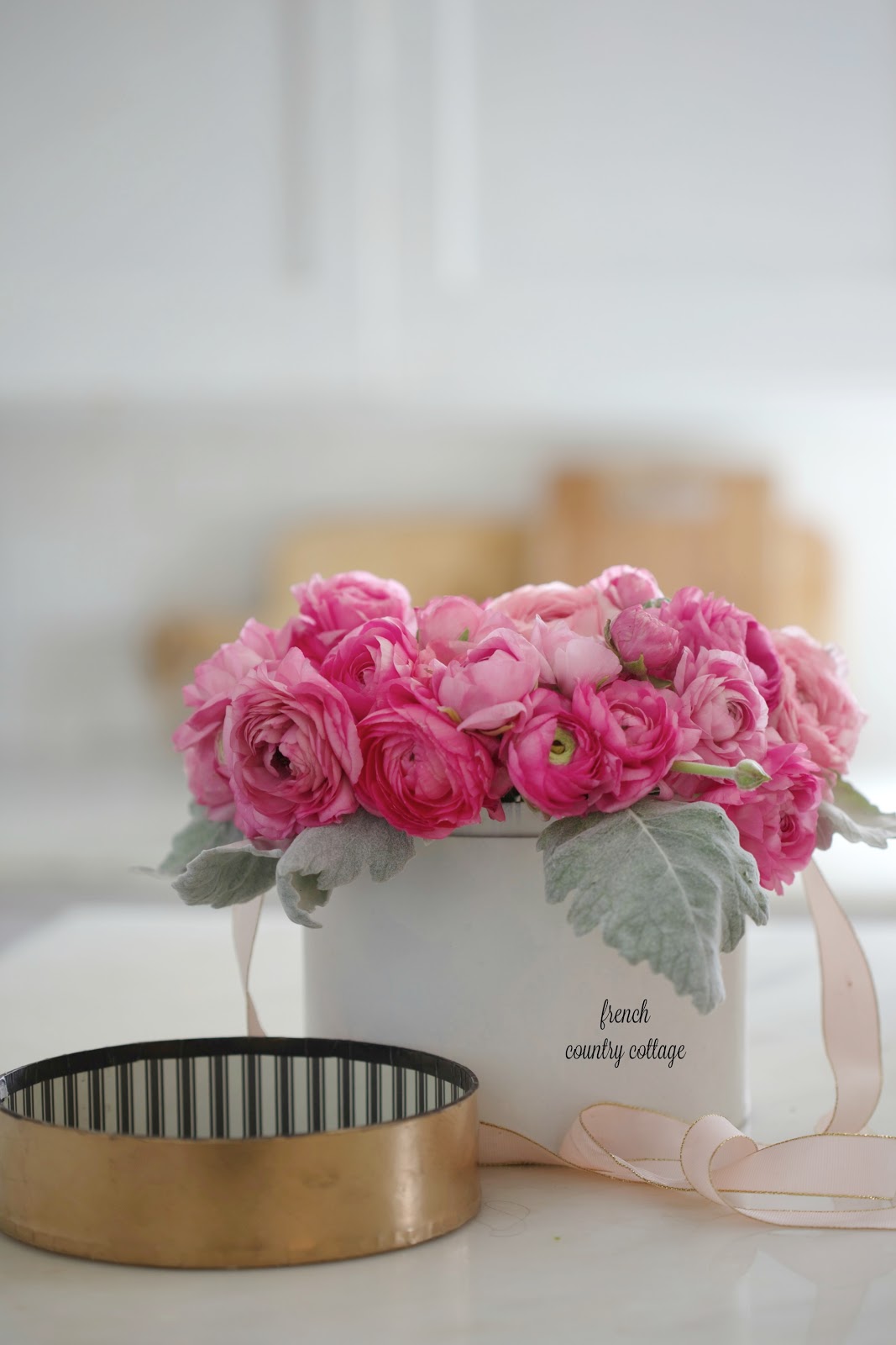 Charming Hat Box full of Flowers FRENCH COUNTRY COTTAGE