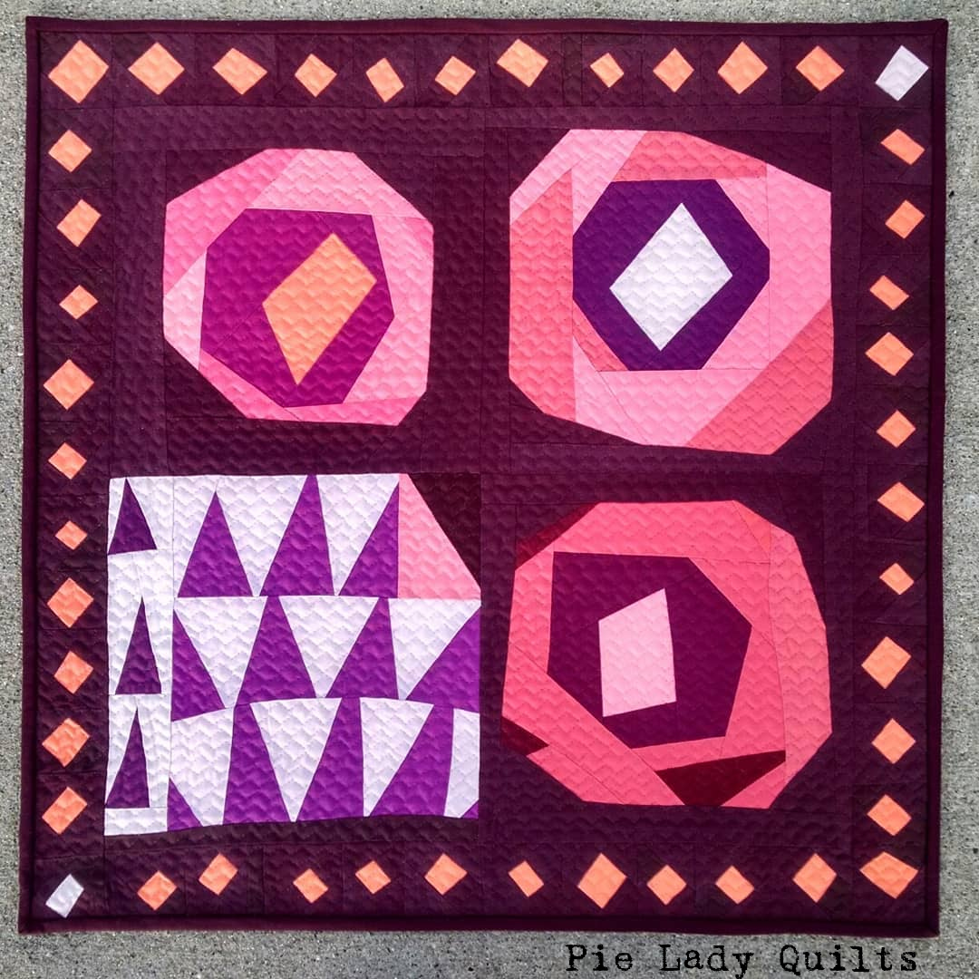 How to Quilt an Arc Flower Motif with a Quilting Ruler and Without - Color  By Number Quiltalong Week 11