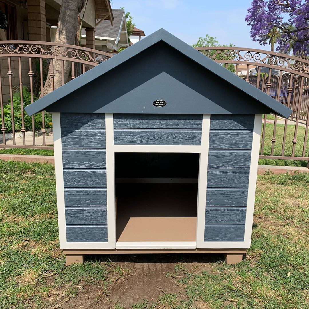 21 DIY Luxury Huge Dog Houses Ideas (Outdoor & Indoor)