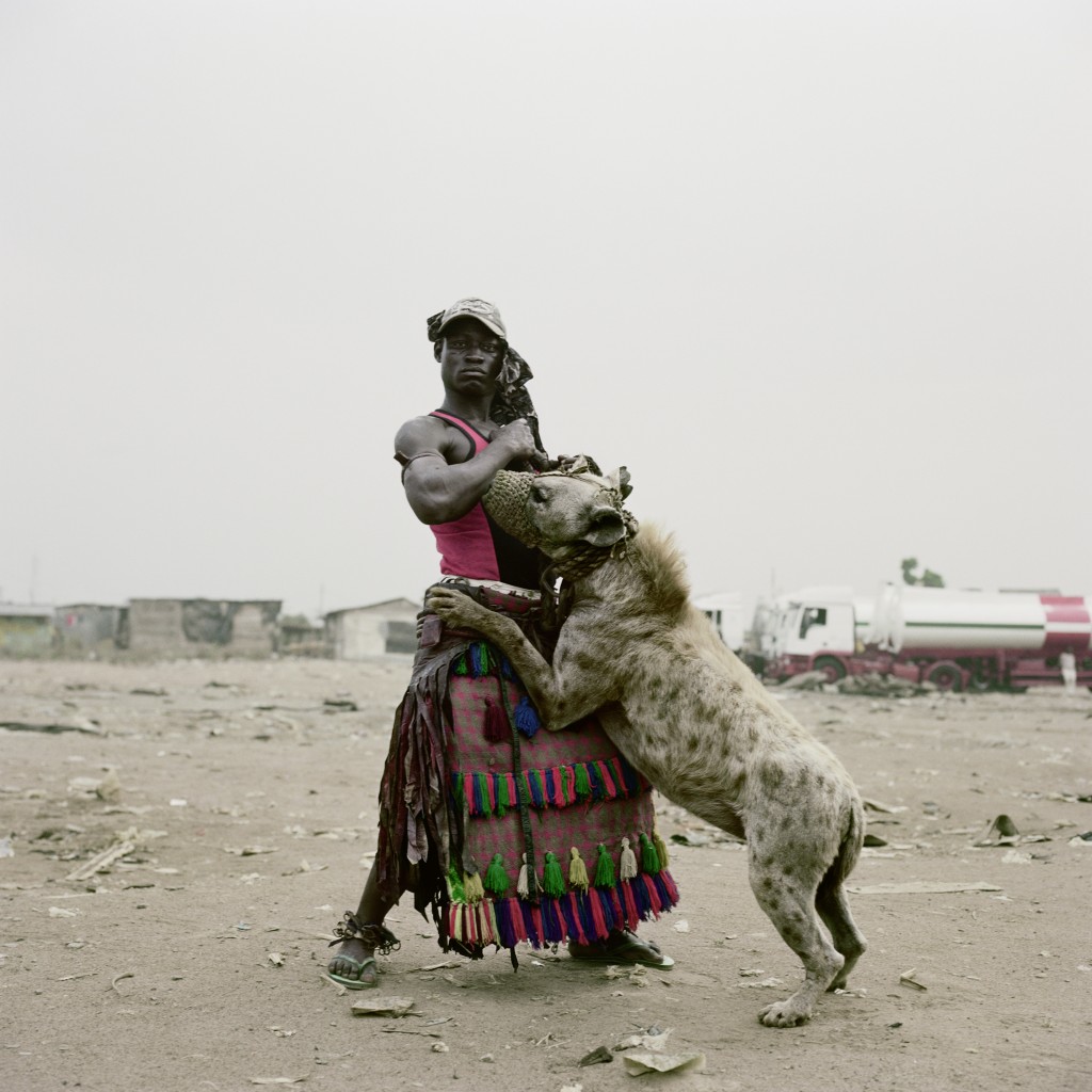 The+Hyena+Men+pieter+hugoAbdullahi-Mohammed-with-Mainasara-Ogere-Remo-Nigeria-2007-1024x1024.jpg