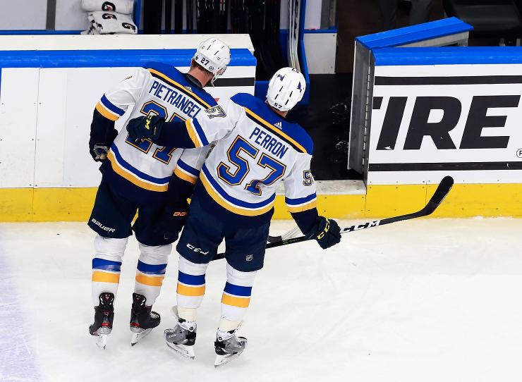 Why Alex Pietrangelo re-signing in St. Louis would mean a statue being  built