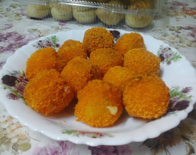 My Kitchen Diary CHEEZY CHEESEBALL ALA KFC