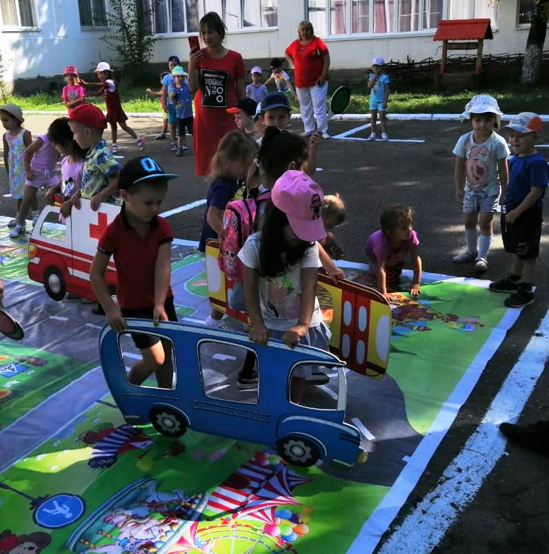 город детей игровая пятигорск. развлекательные центры для детей в пятигорске. детский город пятигорск. планета игр ессентуки вершина. детский мир пятигорск плаза.