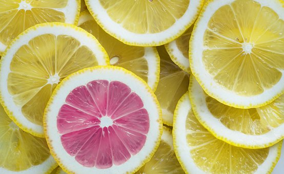 Here's How To Make A Natural Lemon Cleanser To Have A Clean Home That Smells Good