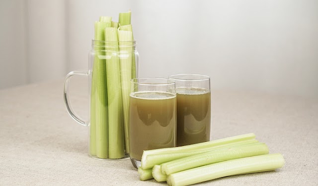 celery juice recipe | best time to drink celery juice | when to drink celery juice | celery juice calories