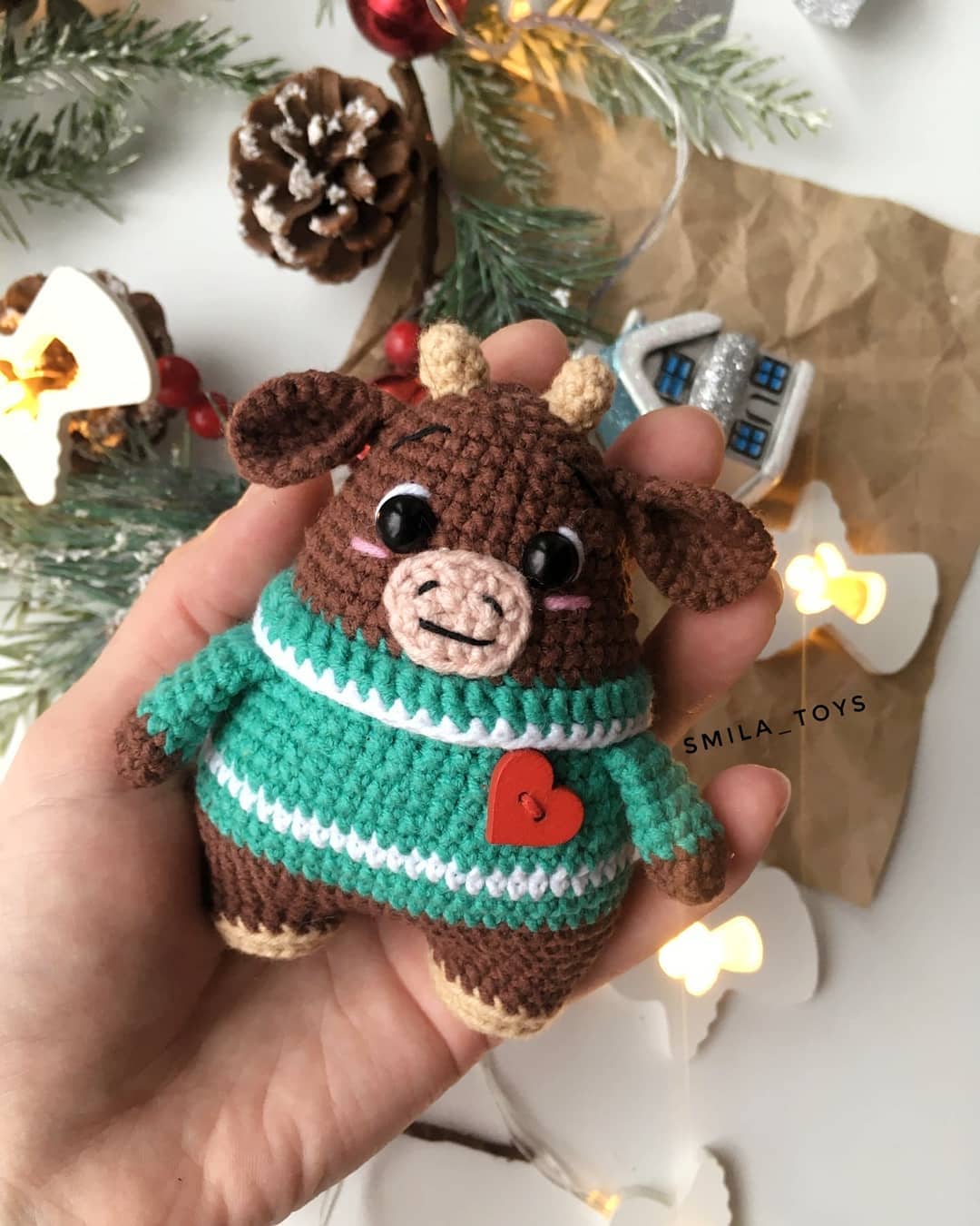 Crochet bull amigurumi