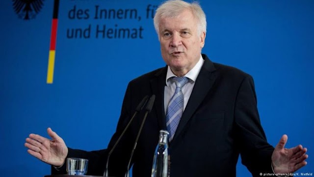 Γερμανία: Ο ΥΠΕΣ Ζεεχόφερ θέλει να ξαναρχίσουν οι απελάσεις στη Συρία