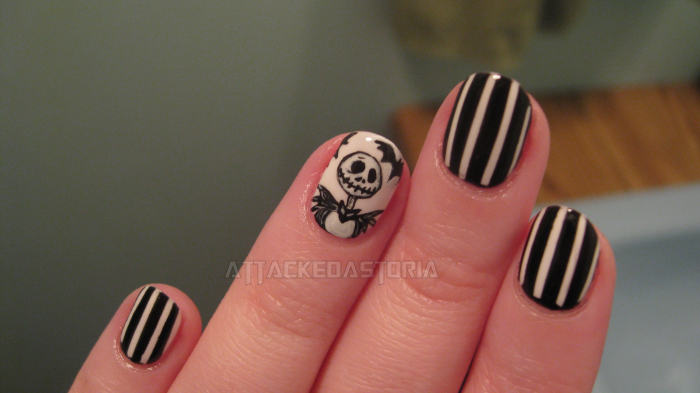 9 sets of "the nightmare before christmas" nails that are scary Attackedastoria Nails: Nightmare Before Christmas nails!