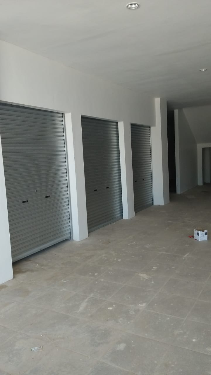 fabrikasi rolling door Karawang