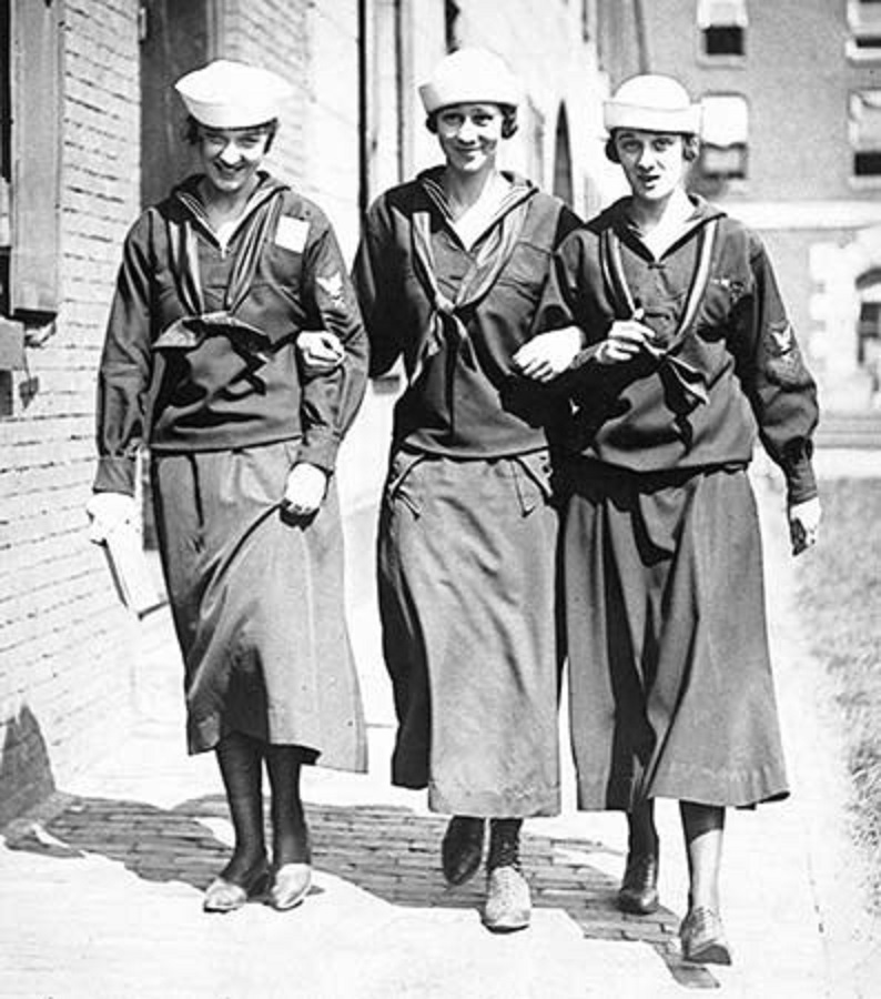 Female workers at Boston Navy Yard. Circa 1918 WWI