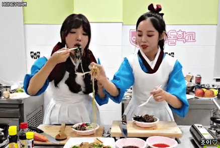 아이돌학교 결방대신 페이스북 생방송 몇몇 조합 움짤들.gif | 인스티즈