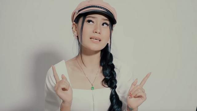 Lirik Lagu Vita Alvia - Dijodohne Lirik Lagu Vita Alvia - Dijodohne