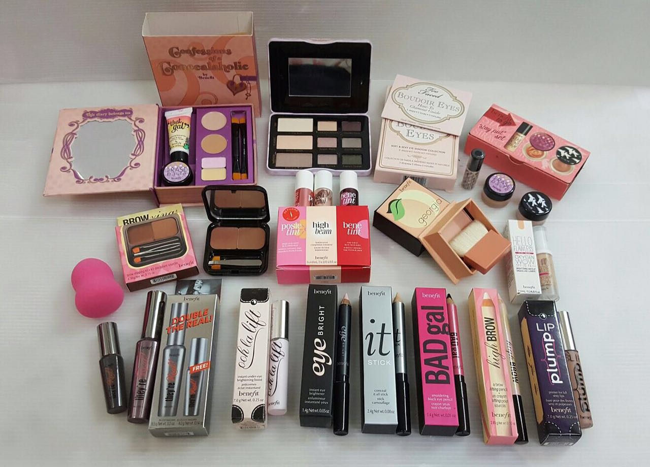 Базовый набор косметики для макияжа. Make set c. Make set c. Женская косметика. Декоротивнаякосметика.