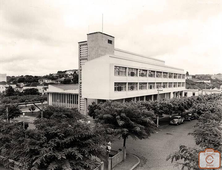 Uberaba em Fotos EMPRESA BRASILEIRA DE CORREIOS E TELÉGRAFOS PRAÇA HENRIQUE KRUGER Uberaba em Fotos EMPRESA BRASILEIRA DE CORREIOS E TELÉGRAFOS PRAÇA HENRIQUE KRUGER