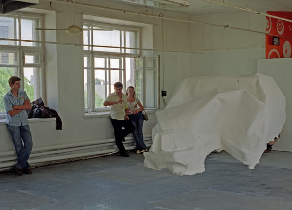 SPAM, “Accident — a barrier to perception”, 2007 © SPAM, photograph from ArtTimes.ru