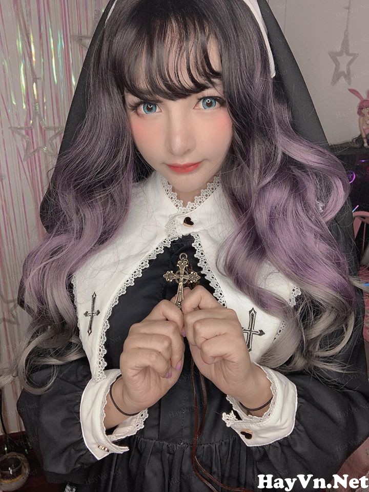 Mimi Chan: Em xuống trái đất chỉ để Cosplay thôi^^