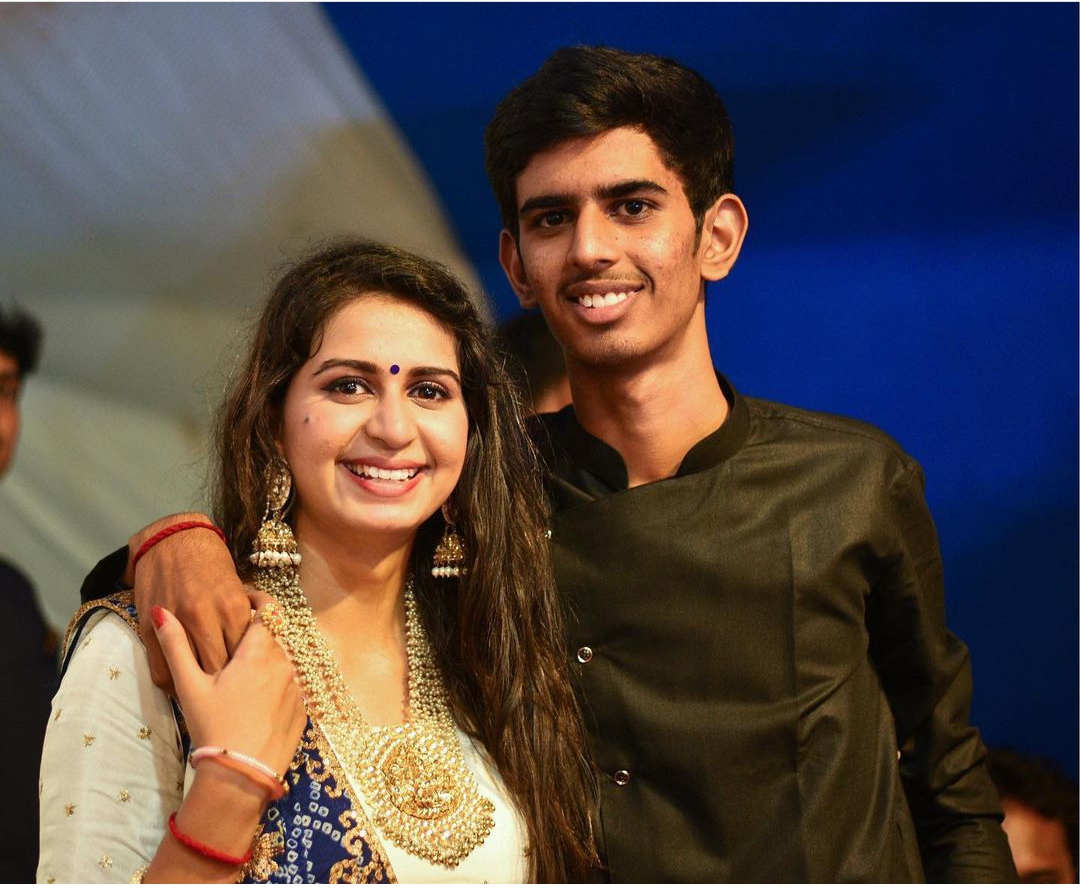 Kinjal dave(Kinjal joshi) age , address,lifestory and wiki