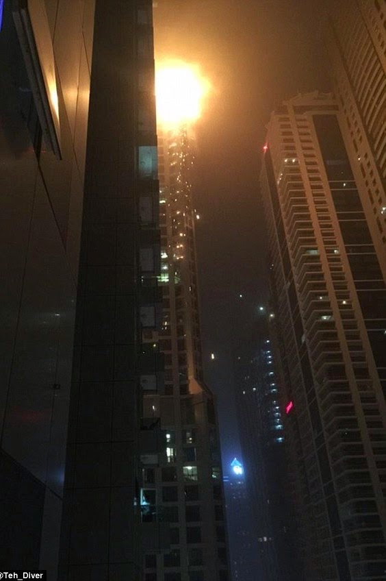 25E3B3D400000578 2962507 A massive blaze ripped through multiple storeys of the 79 storey a 85 1424483608937 Pics: Fire rips through one of the world's tallest residential buildings in Dubai