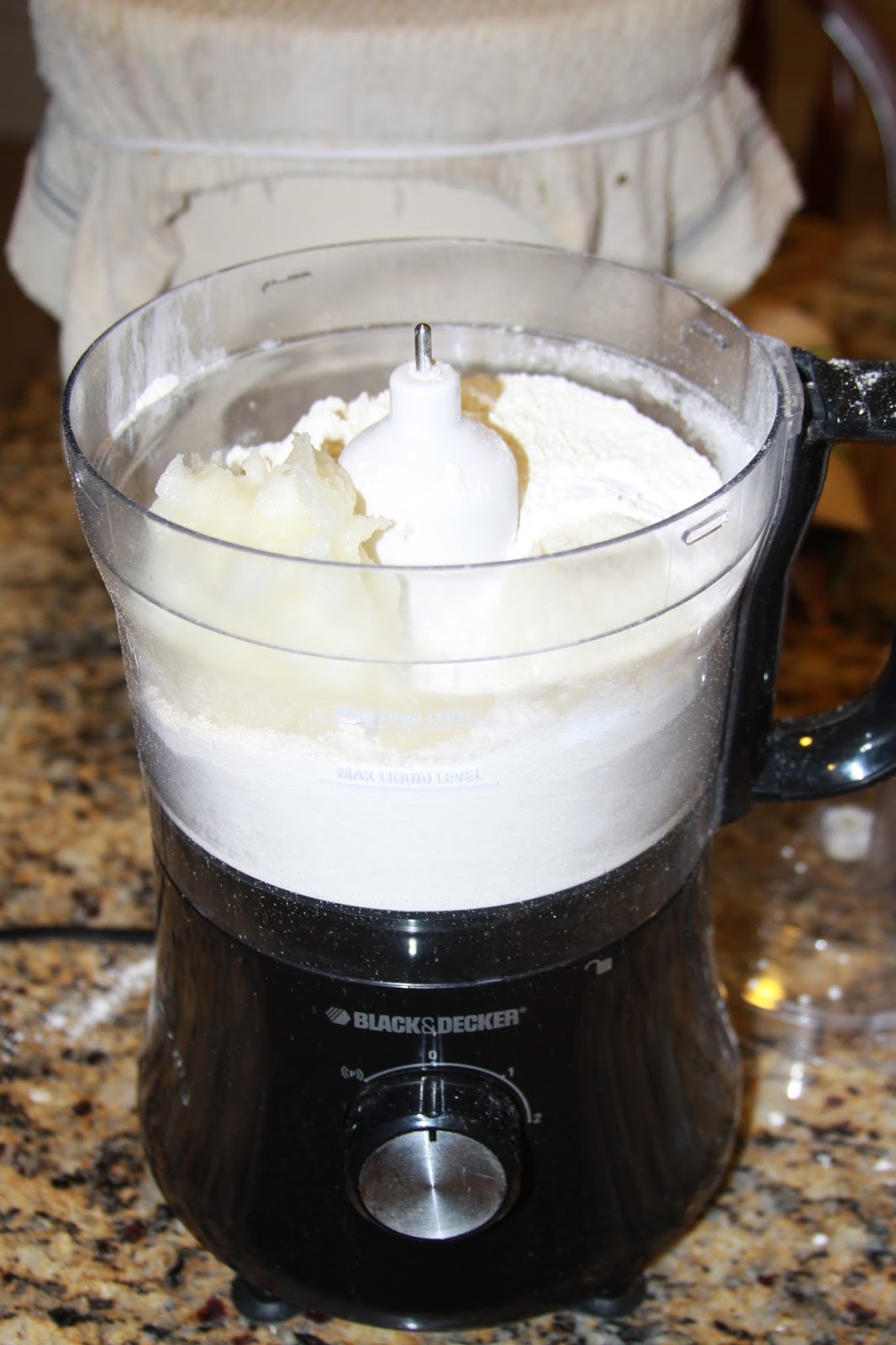 The Homemade Housewife Homemade "Bisquick" Mix No Shortening!