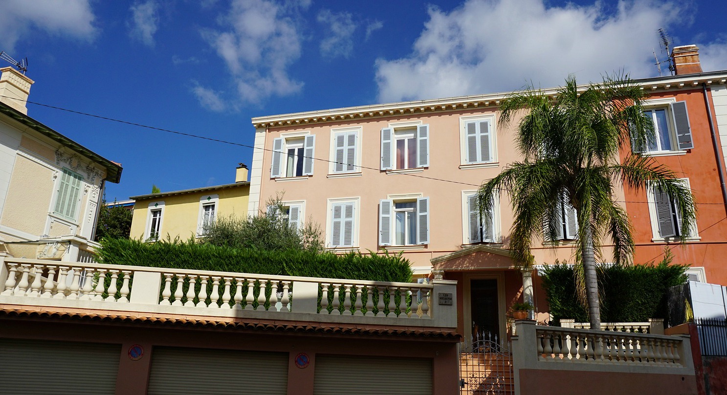 Typical residence in Vieux Cannet