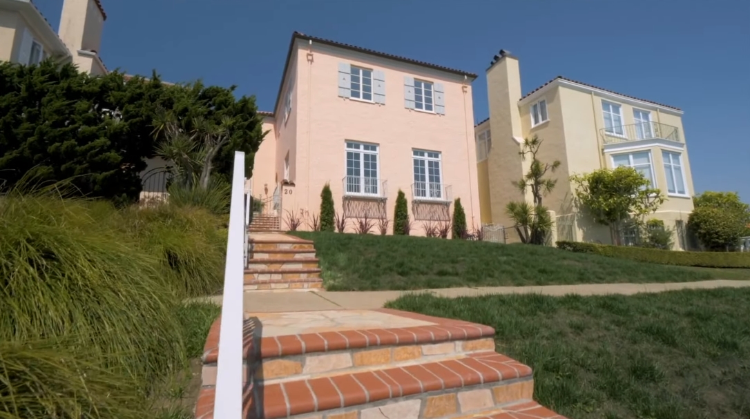 22 Interior Design Photos vs. 20 Mclaren Ave, San Francisco Luxury Home Tour