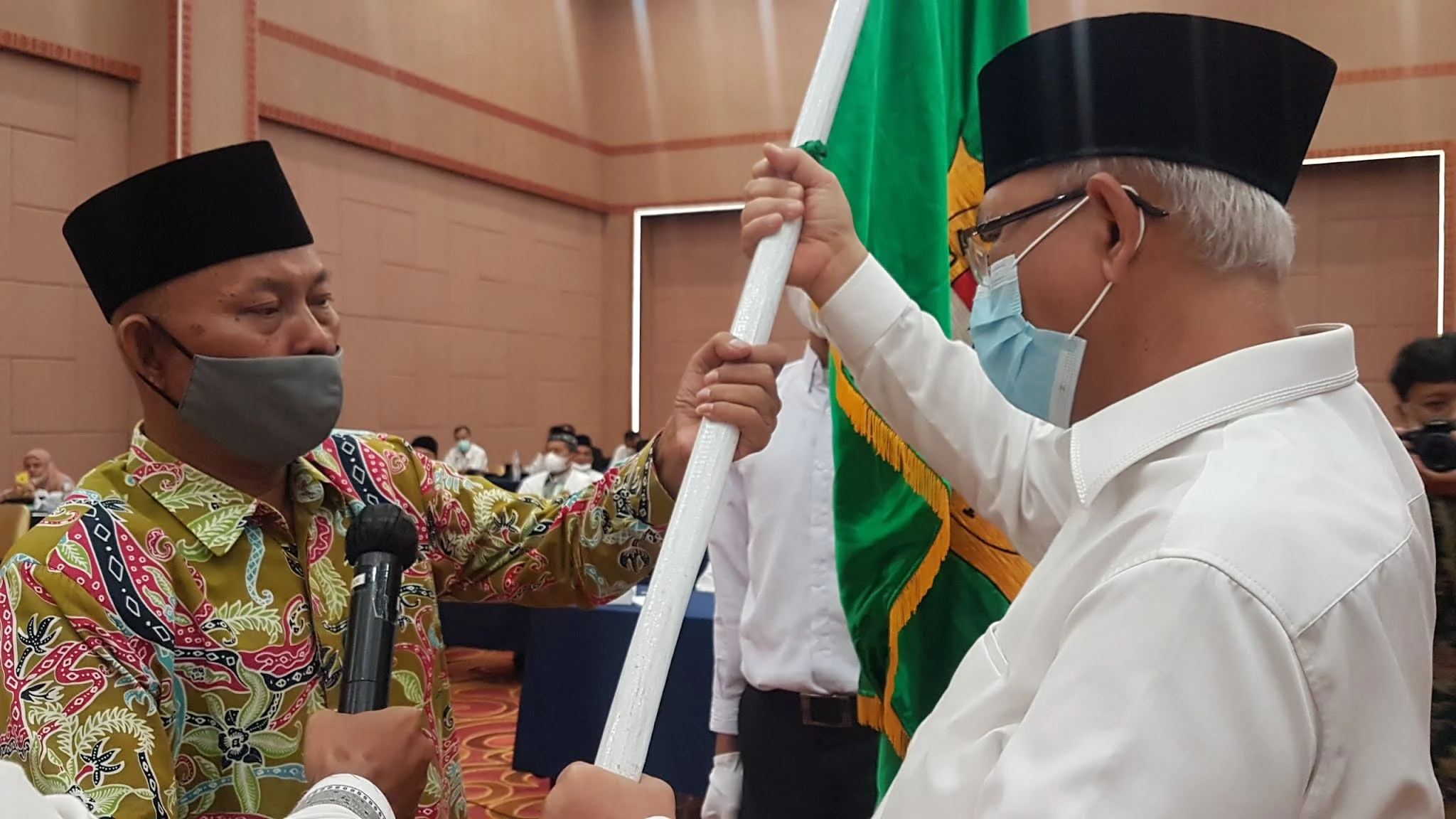 Ketua DPW LDII Kalimantan Tengah adalah HM. Nur Prayudi, S.E.