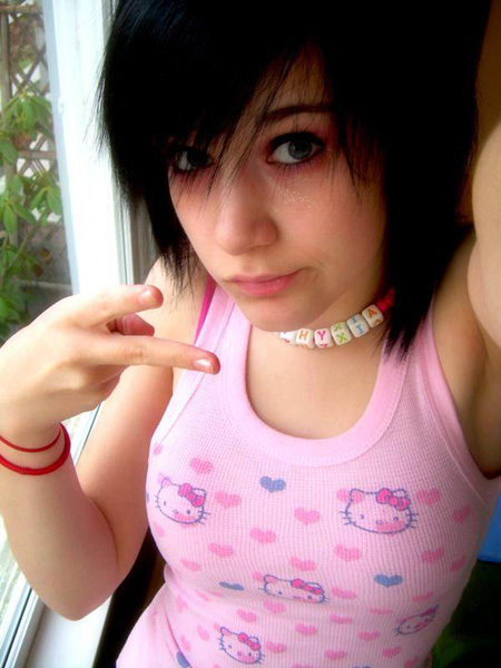 US Winter Fashion Emo Hairstyles For Girls 2012