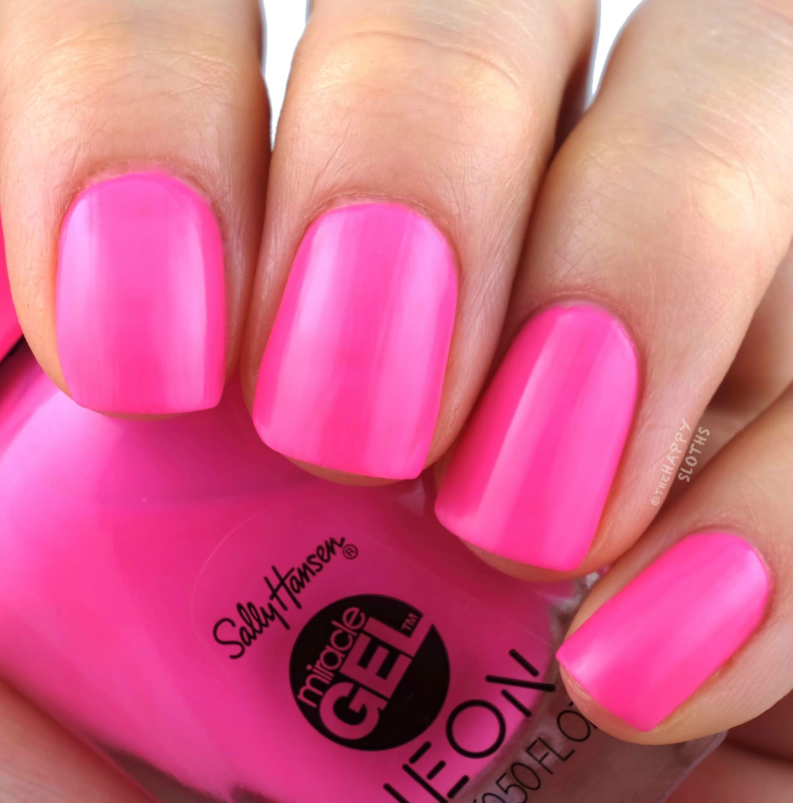Sally Hansen | Miracle Gel Summer 2019 Neon Collection | Fuchsia Fever: Review and Swatches
