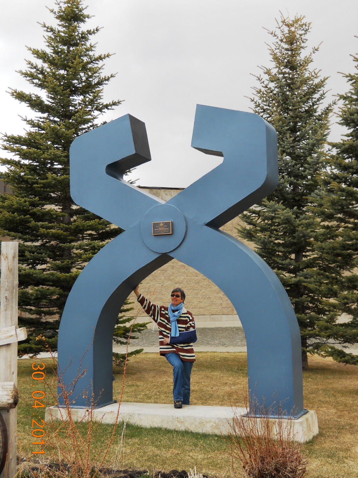 Exchanging Views Rocky 2 Pincher Creek and Home