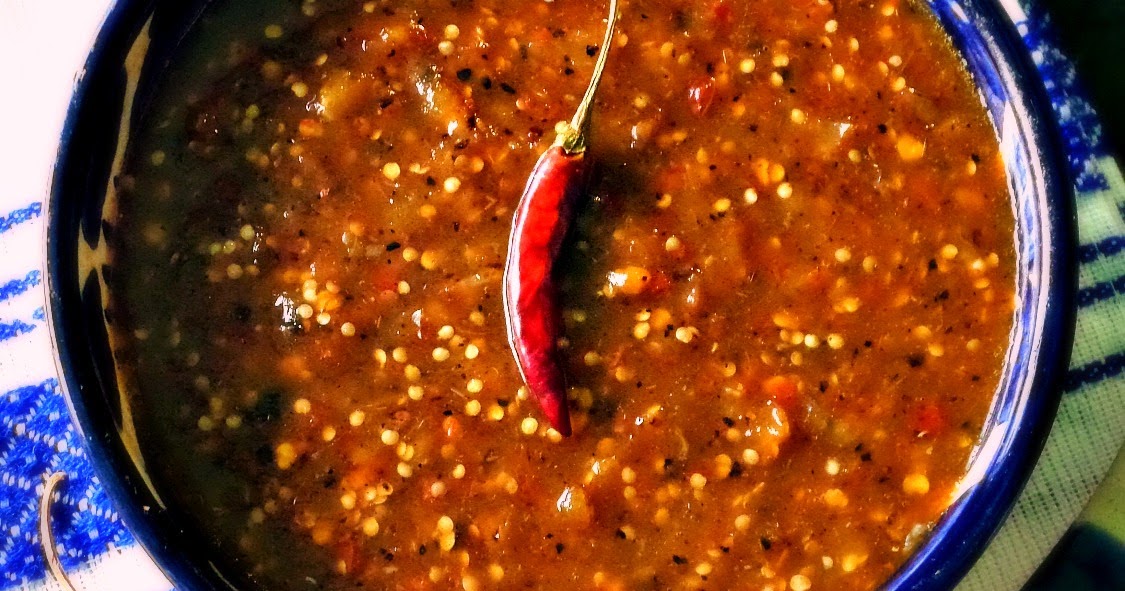 Chile de Molcajete (Salsa de Tomatillo y Chile de Arbol) - La Cocina de  Leslie (en Español)