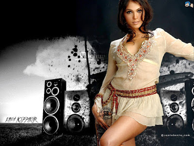 Isha Koppikar HD Wallpaper Isha Koppikar HD Wallpaper