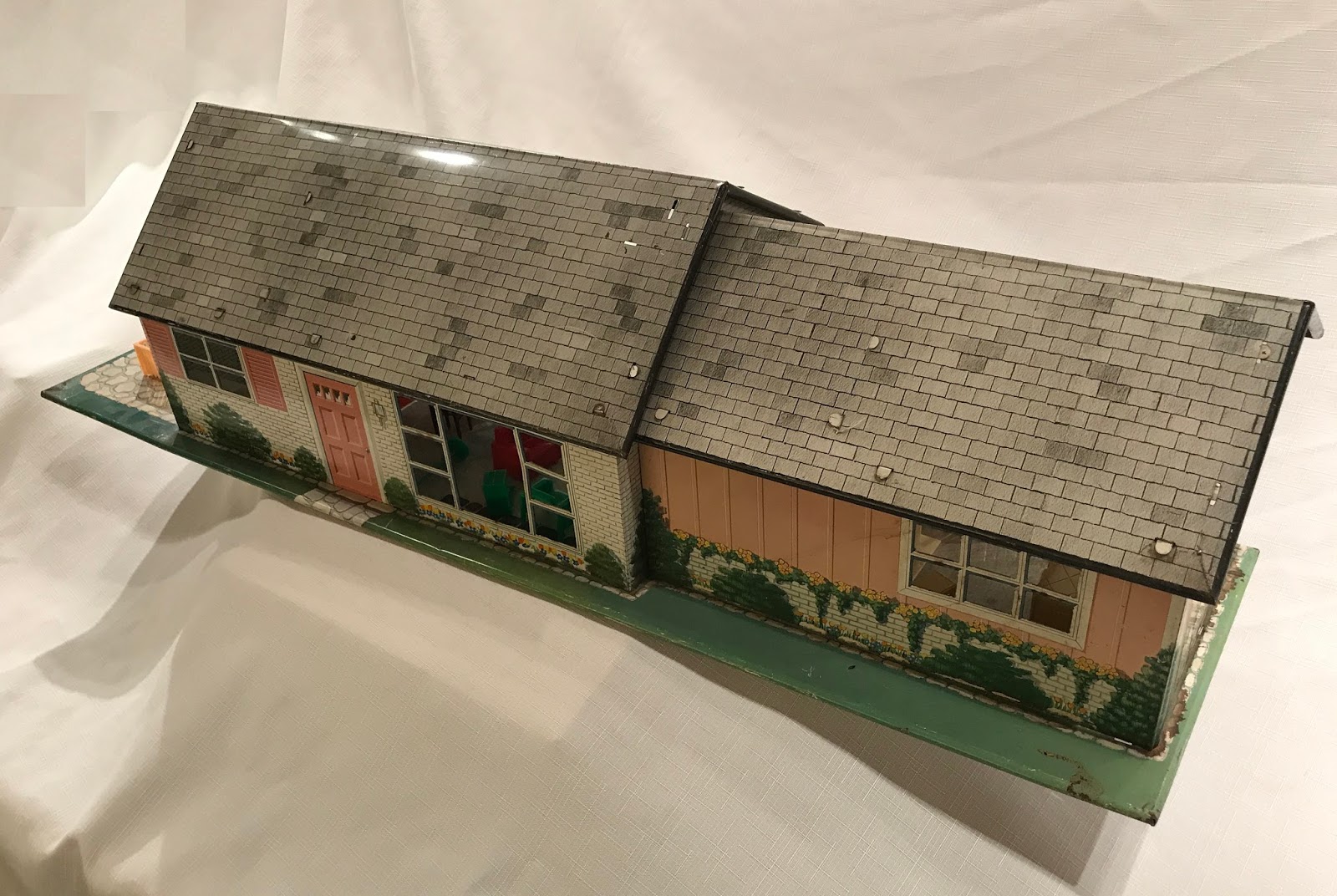 . Tulsa Tiny Stuff Vintage Marx Tin Litho MidCentury Modern House