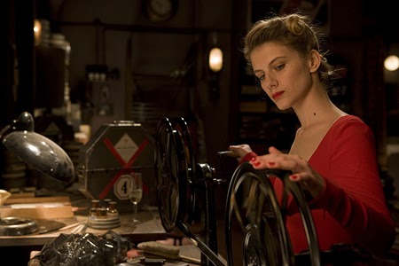 Surrender to the Void: LAMB Movie of the Month: Inglourious Basterds