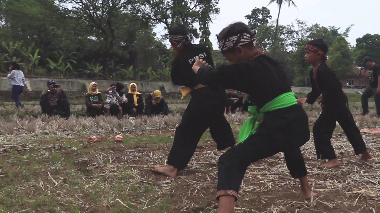 Mengguar Sejarah Pencak Silat Nampon Di Wilayah Situ Bolang Bandung Barat