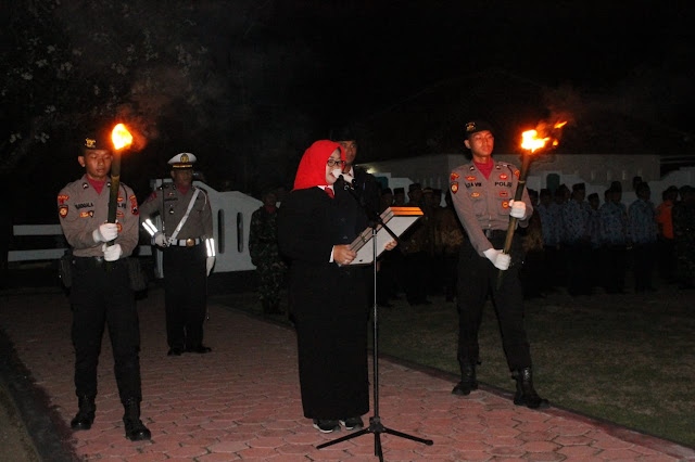 Renungan Suci Peringatan Hari Pahlawan Di Taman Makam Pahlawan Hastana Manggala Negara Renungan Suci Peringatan Hari Pahlawan Di Taman Makam Pahlawan Hastana Manggala Negara