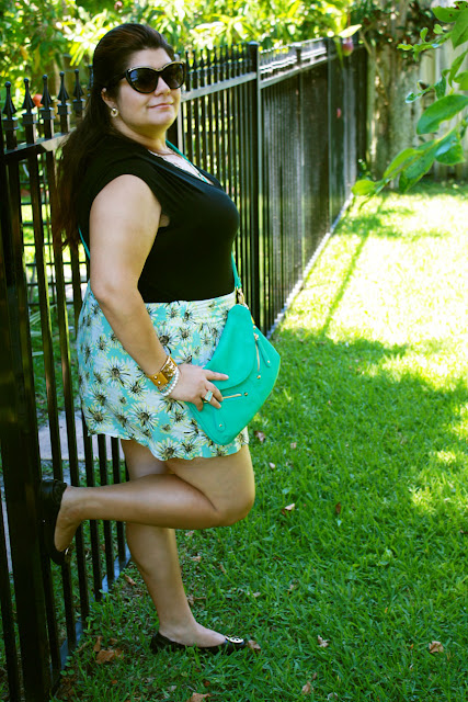 Floral print shorts outfit |S South Florida Beauty & Fashion Blogger | Palm Beach, Fl