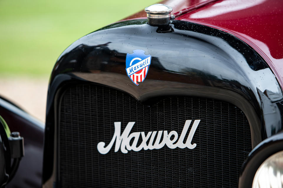 American Auto Emblems MAXWELL