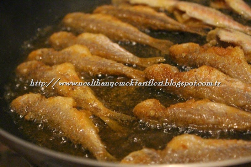 MISIR UNLU BARBUN BALIĞI KIZARTMASI TARİFİ Neslihan Yemek Tarifleri
