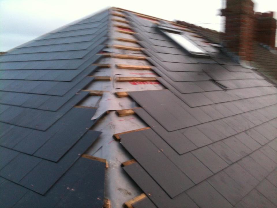 Building and Roofing Co.