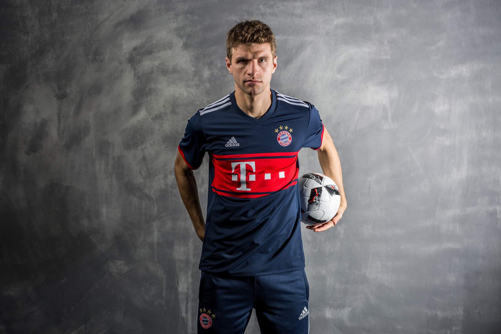 Bayern Munich 17-18 Away Kit Released - Footy Headlines