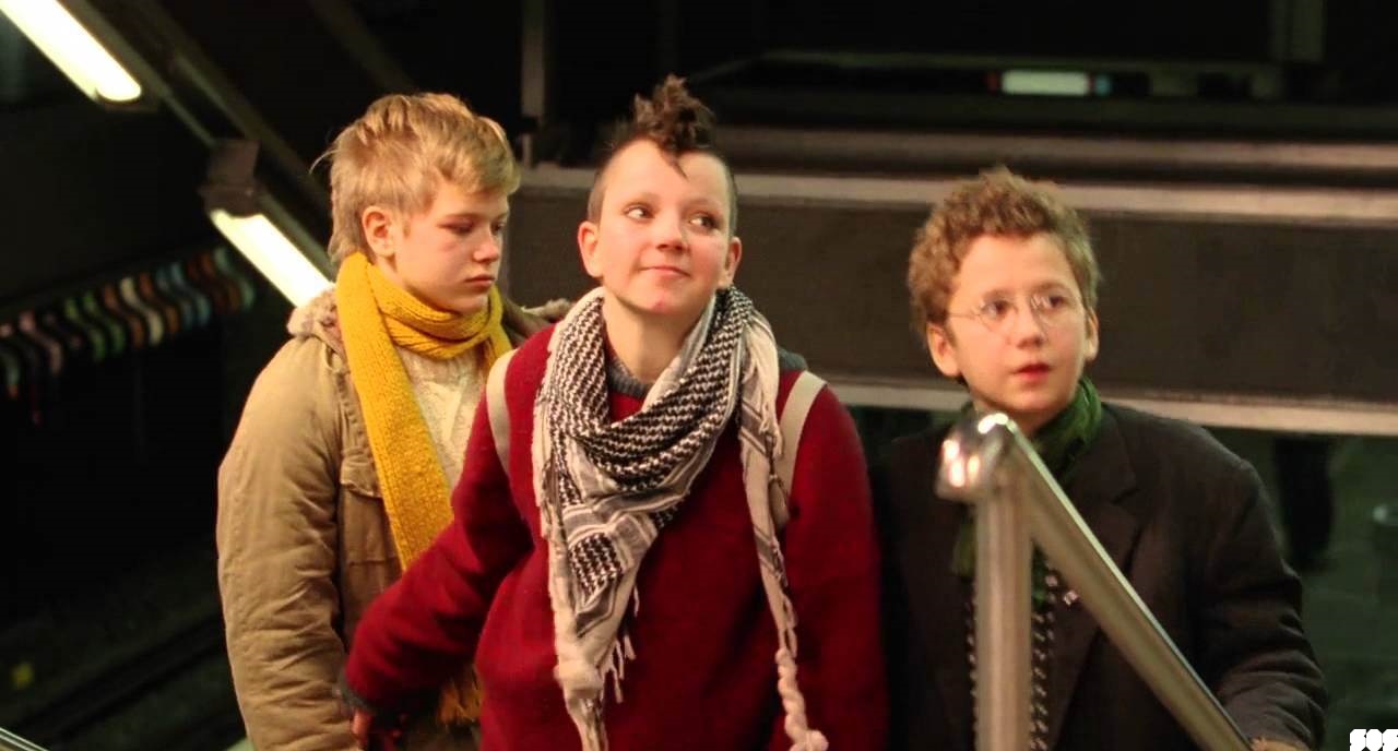 SCREEN ON SCREEN REVIEW WE ARE THE BEST!