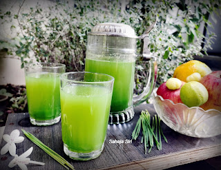 Wheat grass apple drink