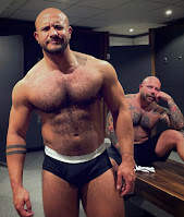 The sexuality of Hairy Bodybuilders