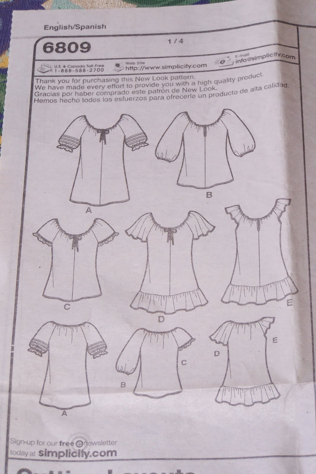 Arty Crafty Sewing Retrospective : Look Peasant Tops 6809