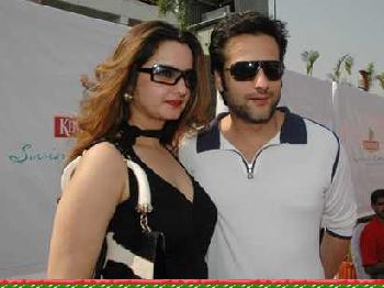 The gossip update: Fardeen Khan's sister killed in south Delhi car crash